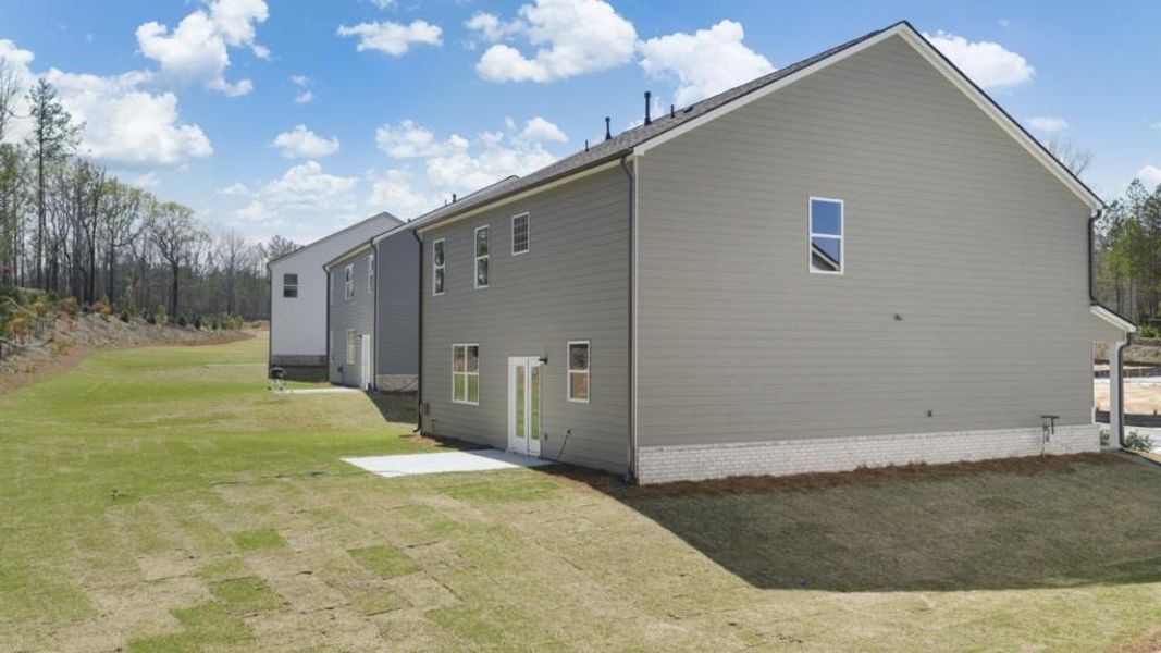 Exterior details and patio area of a home in Parkside at Carter Grove, Cartersville (Image 4).