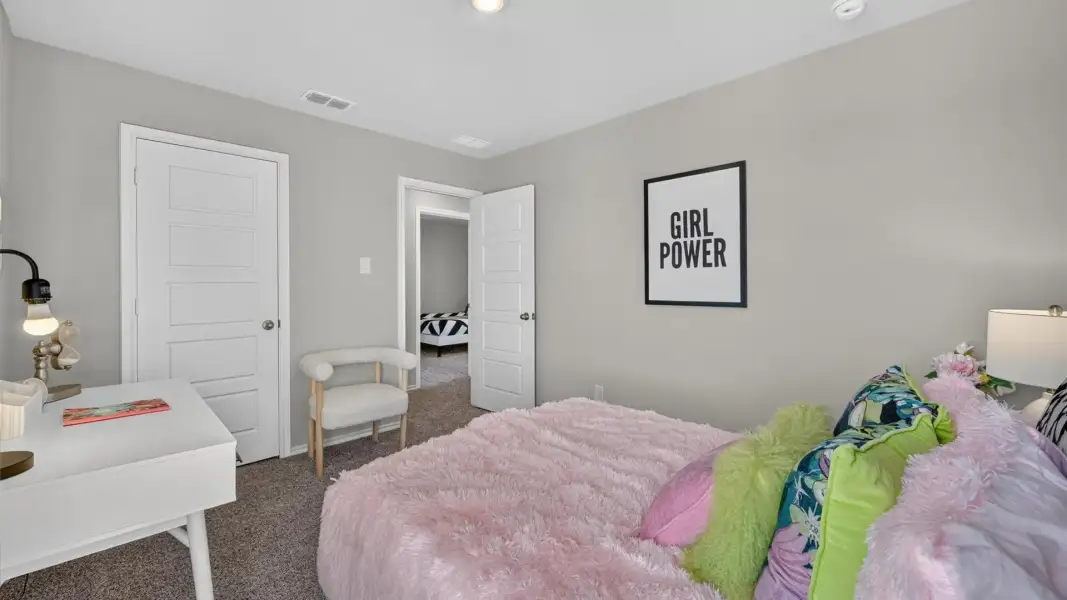 Furnished interior view inside a new home in Sunnycreek, Crowley (Image 31).