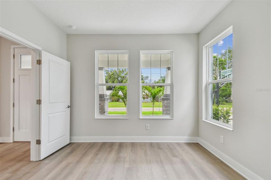 Spacious, unfurnished interior of a new home in , St. Petersburg (Image 17). Spacious, unfurnished interior of a new home in , St. Petersburg (Image 17).