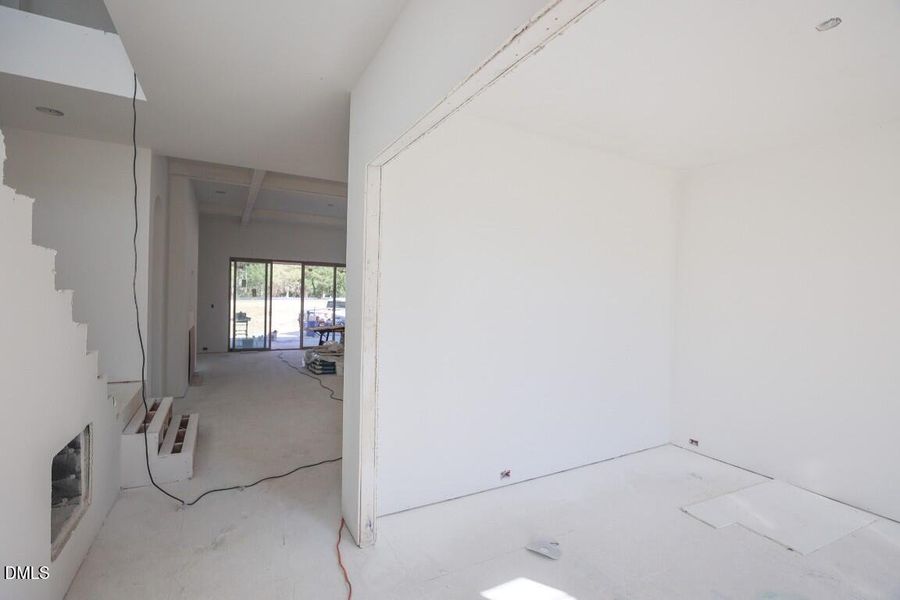 GQ6A1516 (Medium) GQ6A1516 (Medium)