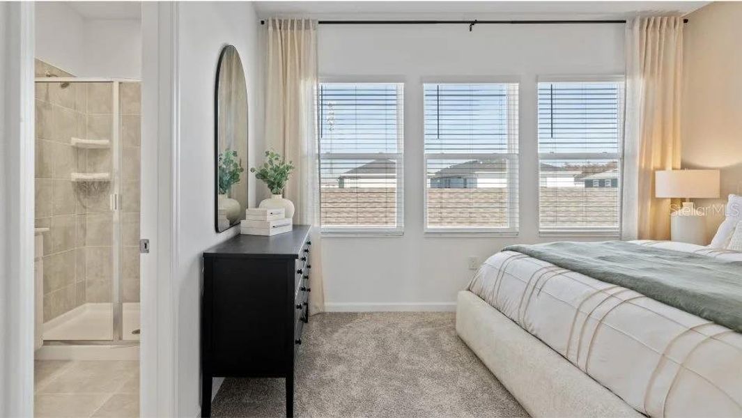 Furnished interior view inside a new home in , Orlando (Image 8).