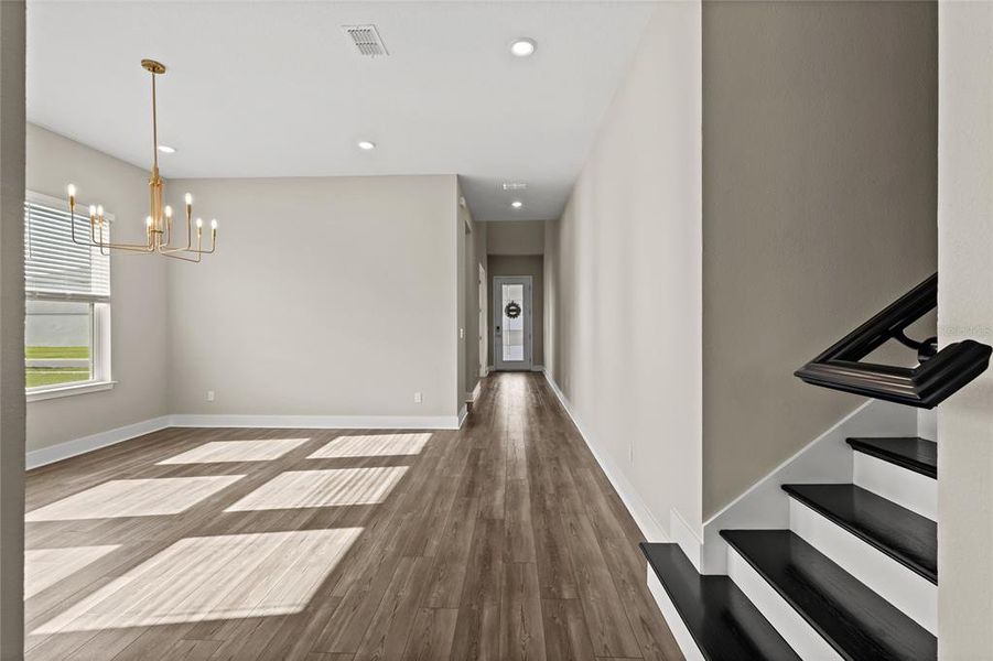 Spacious, unfurnished interior of a new home in , Winter Garden (Image 30).