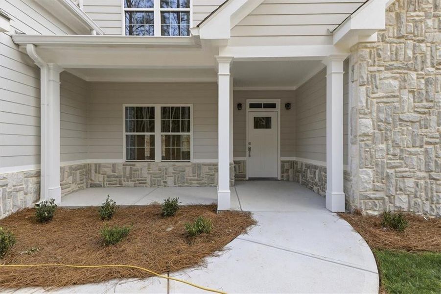 Exterior details and patio area of a home in , Villa Rica (Image 3).