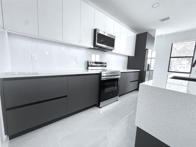 Furnished interior view inside a new home in , Lehigh Acres (Image 9).