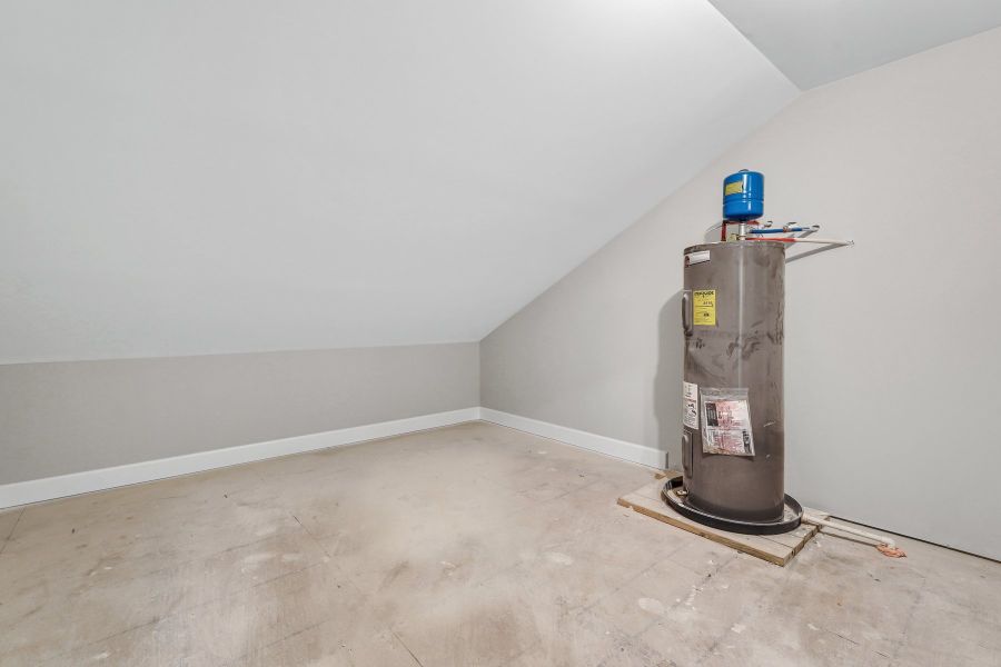 Representative unfurnished interior of a home built from the New Haven Town A by Ernest Homes in New Haven At Belmont Glen, Guyton (Image 32). Representative unfurnished interior of a home built from the New Haven Town A by Ernest Homes in New Haven At Belmont Glen, Guyton (Image 32).