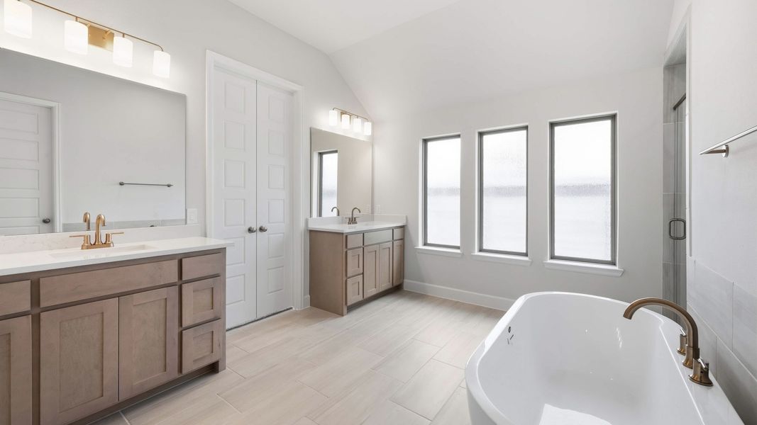 Furnished interior view inside a new home in Ramble, Celina (Image 13).