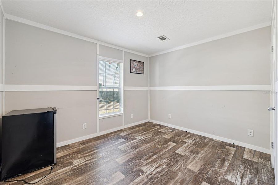 Spacious, unfurnished interior of a new home in , Lake Wales (Image 25).