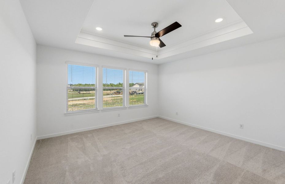 Spacious, unfurnished interior of a new home in Wolf Ranch, Georgetown (Image 18). Spacious, unfurnished interior of a new home in Wolf Ranch, Georgetown (Image 18).