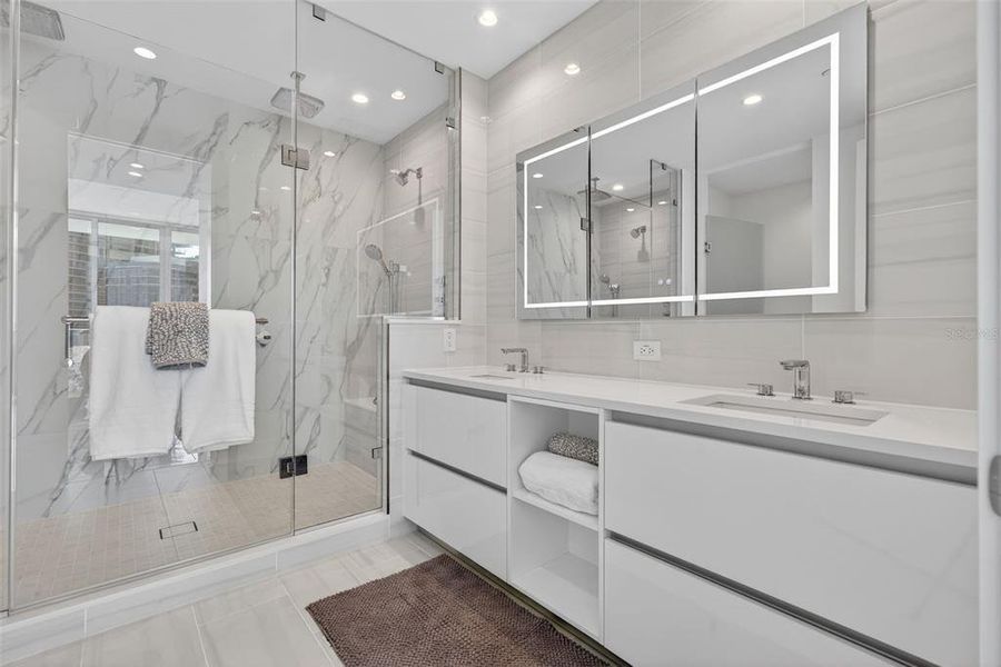 Furnished interior view inside a new home in , St. Petersburg (Image 45).