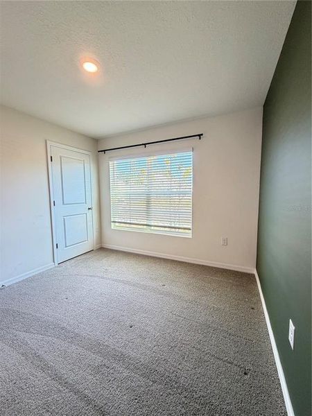Spacious, unfurnished interior of a new home in Deer Path, Ocala (Image 21).