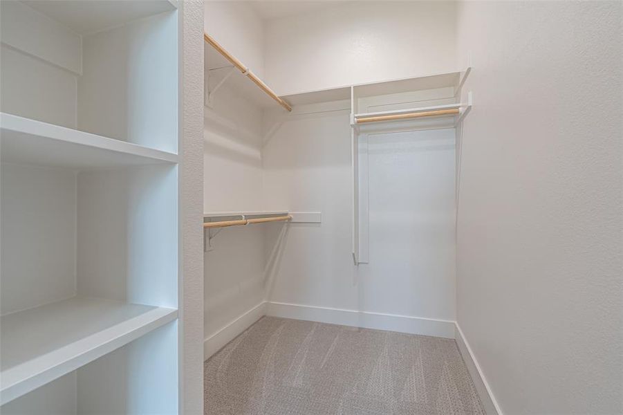 Spacious, unfurnished interior of a new home in , Granbury (Image 23). Spacious, unfurnished interior of a new home in , Granbury (Image 23).