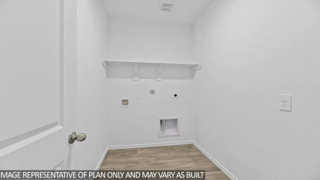Representative unfurnished interior of a home built from the Pierce by D.R. Horton in Madeley Creek Preserve, Conroe (Image 18). Representative unfurnished interior of a home built from the Pierce by D.R. Horton in Madeley Creek Preserve, Conroe (Image 18).