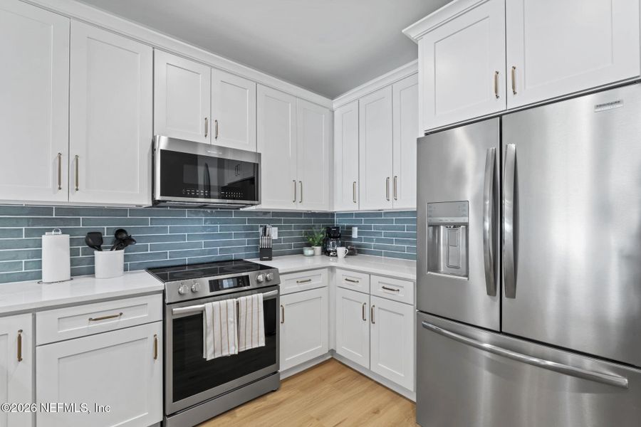 Furnished interior view inside a new home in , Jacksonville Beach (Image 37).