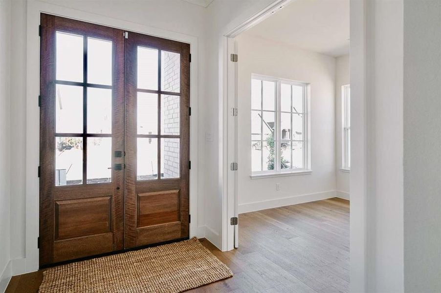 Spacious, unfurnished interior of a new home in , Aledo (Image 19).