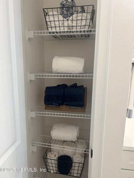 Close-up of interior finishes inside a home in Seven Pines, Jacksonville (Image 18).