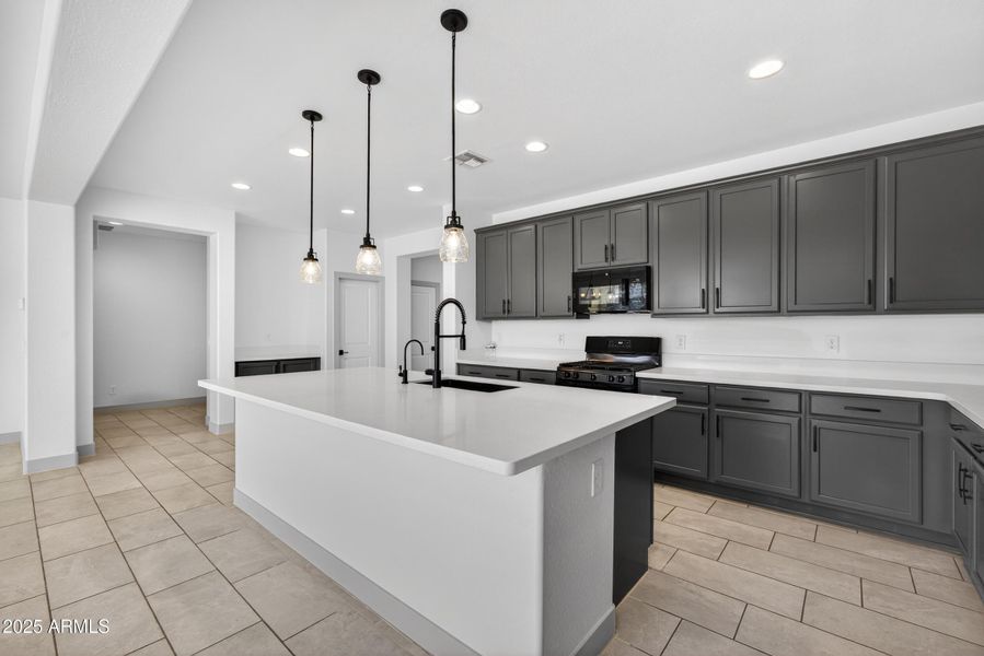 11_6x7a8263 11_6x7a8263