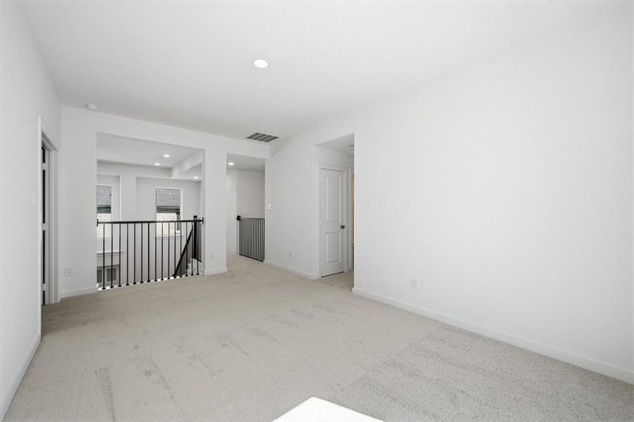 Spacious, unfurnished interior of a new home in Mantua Point: 55ft. lots, Van Alstyne (Image 15).