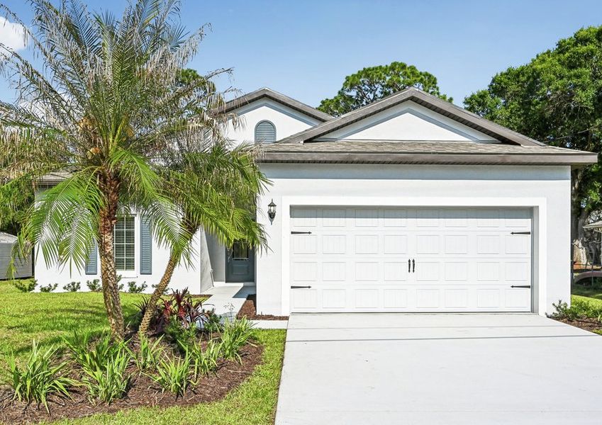 This homes comes with professional landscaping This homes comes with professional landscaping