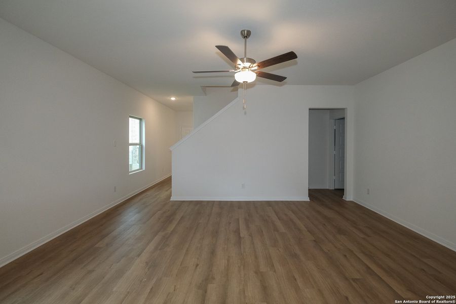 Spacious, unfurnished interior of a new home in Winding Brook, San Antonio (Image 24). Spacious, unfurnished interior of a new home in Winding Brook, San Antonio (Image 24).