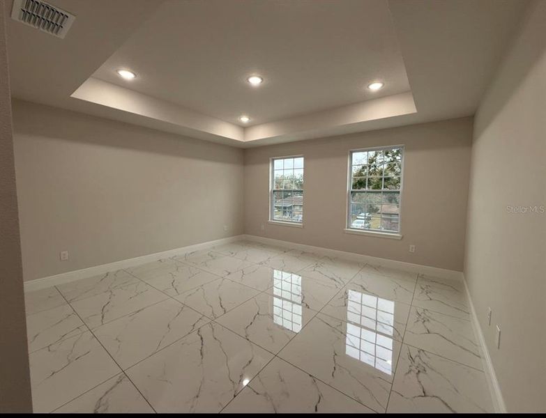 Spacious, unfurnished interior of a new home in , Kissimmee (Image 22).