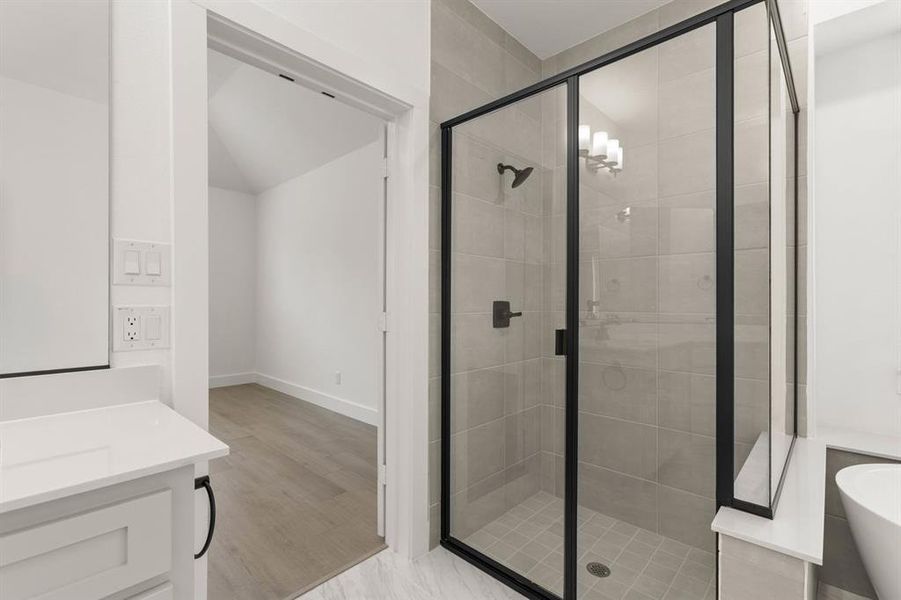 207 Tradd-Primary Suite-5