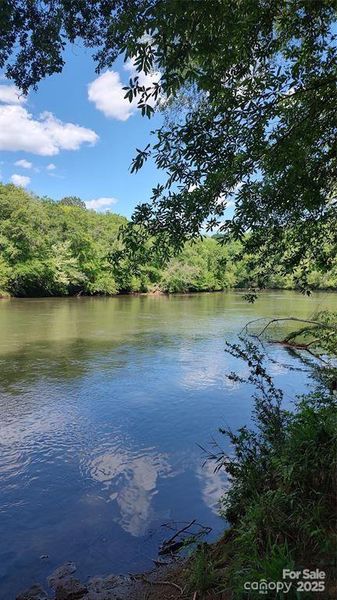 Natural landscape and outdoor views near in Mooresboro (Image 26). Natural landscape and outdoor views near in Mooresboro (Image 26).