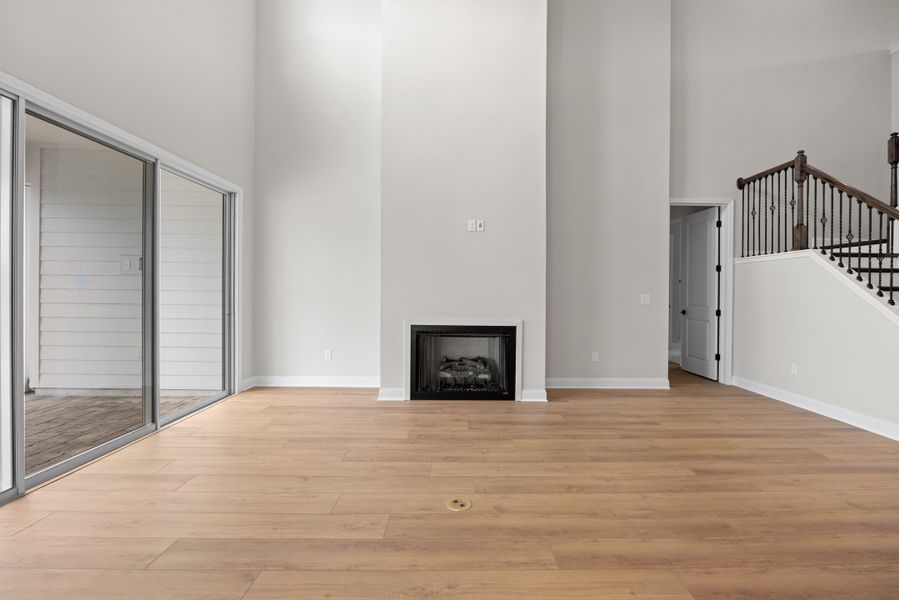 Representative unfurnished interior of a home built from the Walton by Riverside Homes in Mariposa at EverRange, Jacksonville (Image 54).