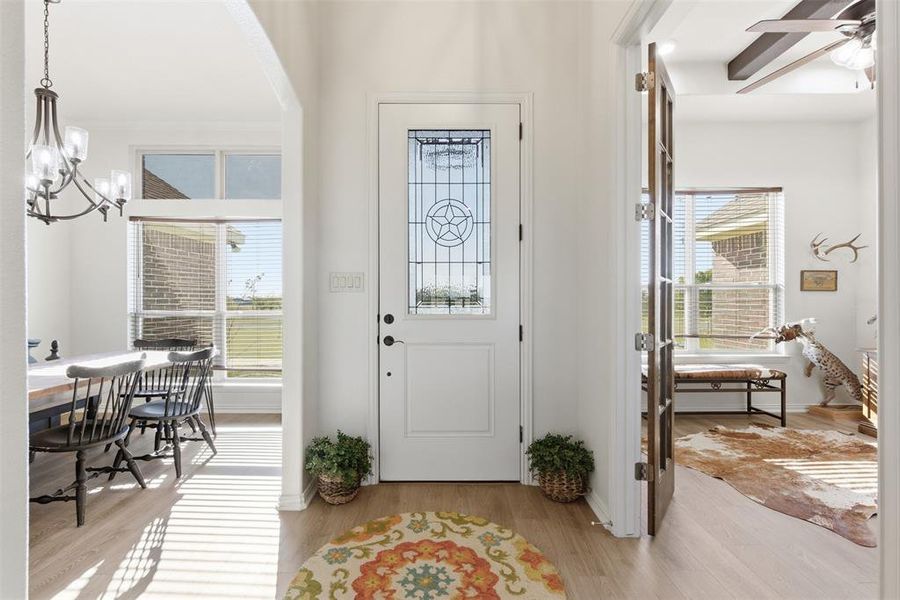 Furnished interior view inside a new home in , Grandview (Image 23).