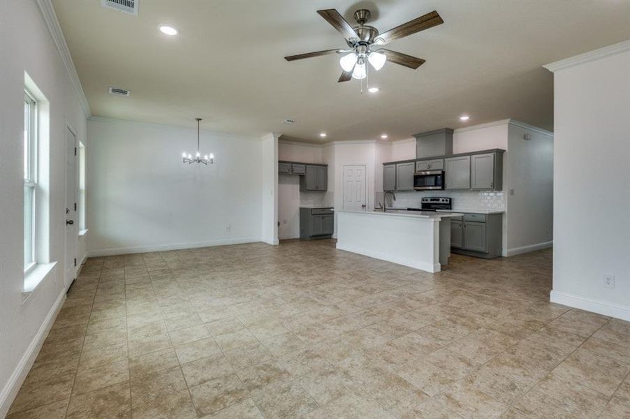 Spacious, unfurnished interior of a new home in , Fort Worth (Image 14). Spacious, unfurnished interior of a new home in , Fort Worth (Image 14).