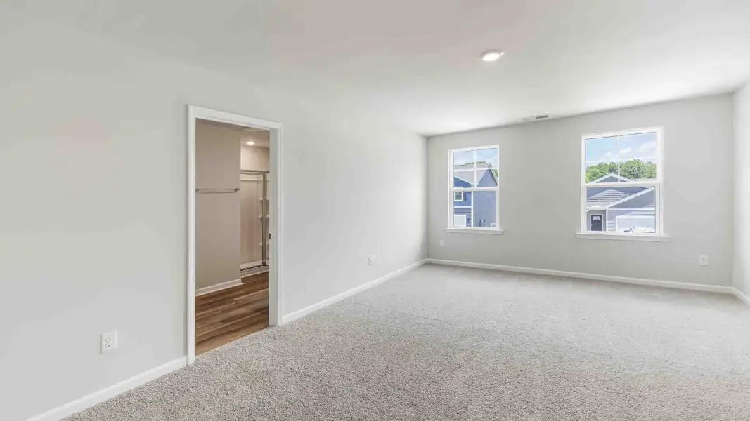 Representative unfurnished interior of a home built from the Hayden by D.R. Horton in Brookside, Richlands (Image 27).