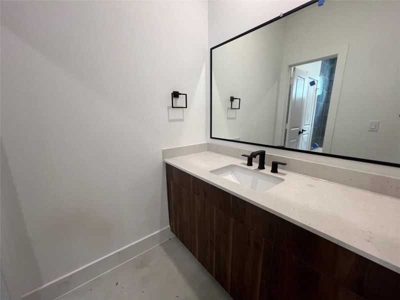 Image 18 of a home in .