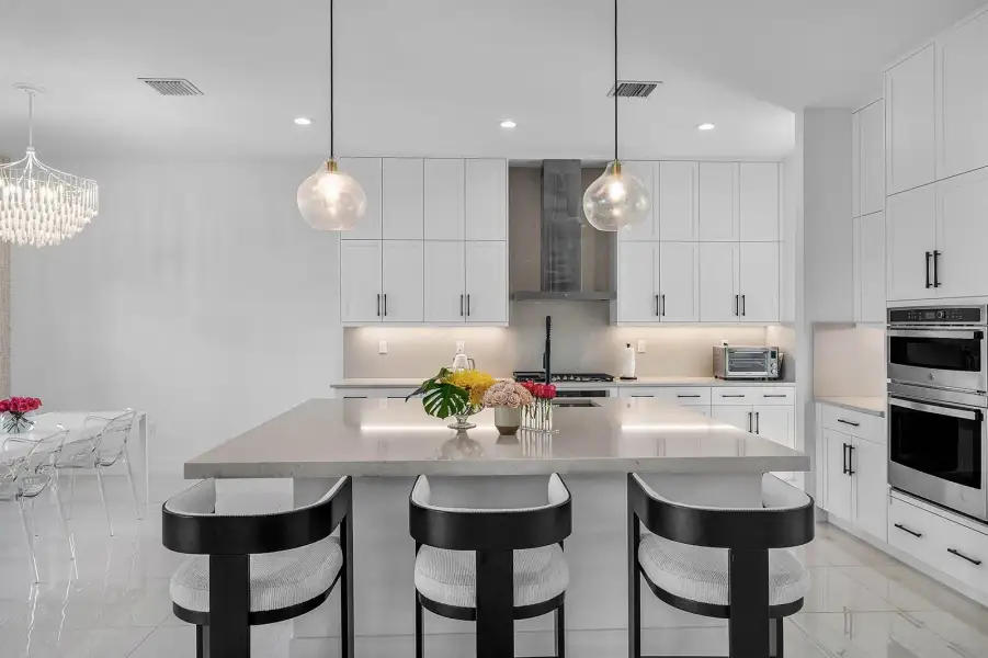 017-8209EssexCountryClubDrive-BocaRaton-