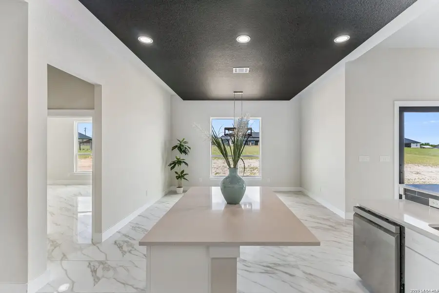 Furnished interior view inside a new home in , La Vernia (Image 17). Furnished interior view inside a new home in , La Vernia (Image 17).