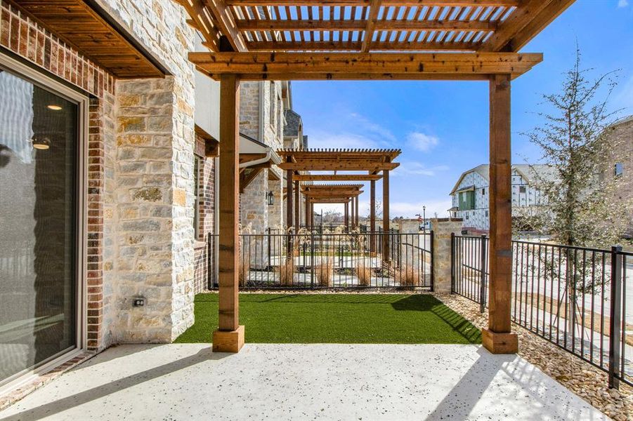 003-1212Armstrong-TheColony-TX-75056-Patio.jpg-FULL 003-1212Armstrong-TheColony-TX-75056-Patio.jpg-FULL