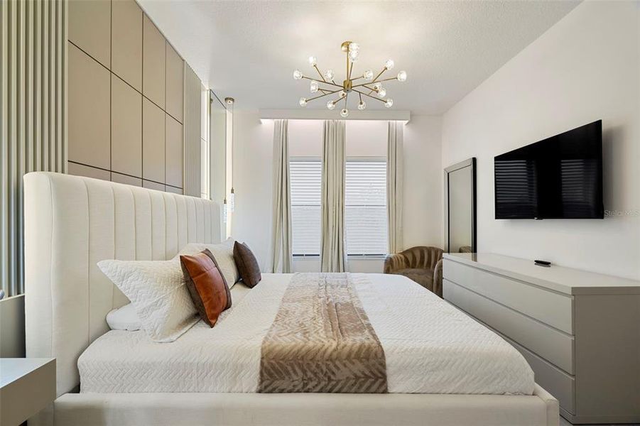 Furnished interior view inside a new home in , Orlando (Image 33).