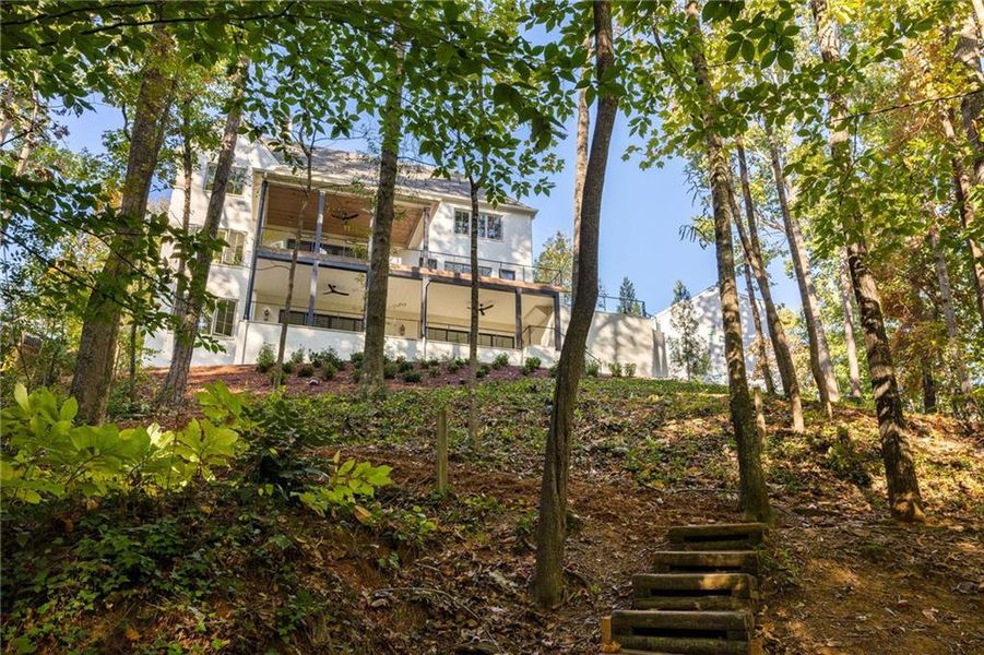 Image 79 of a home in .