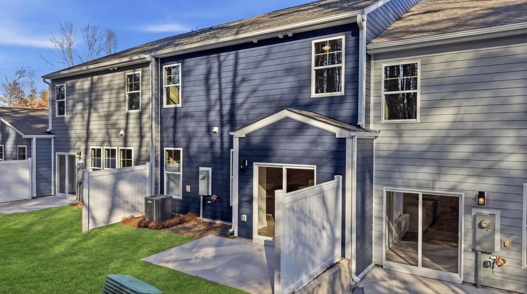 Exterior details and patio area of a home in Harbor Crossing, Greensboro (Image 21).