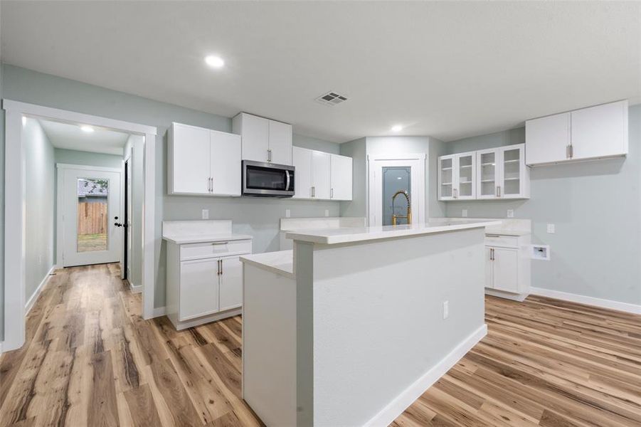 Furnished interior view inside a new home in , Waco (Image 6).