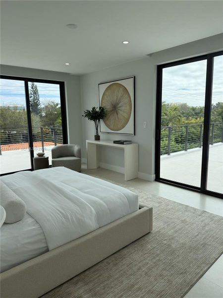 Furnished interior view inside a new home in , Key Biscayne (Image 6).