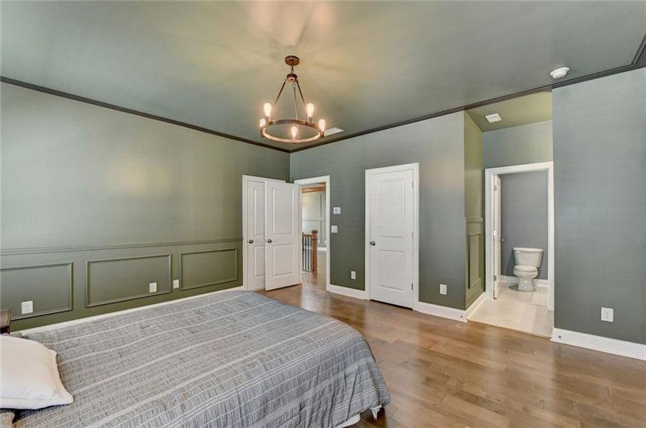 Furnished interior view inside a new home in , Duluth (Image 59).
