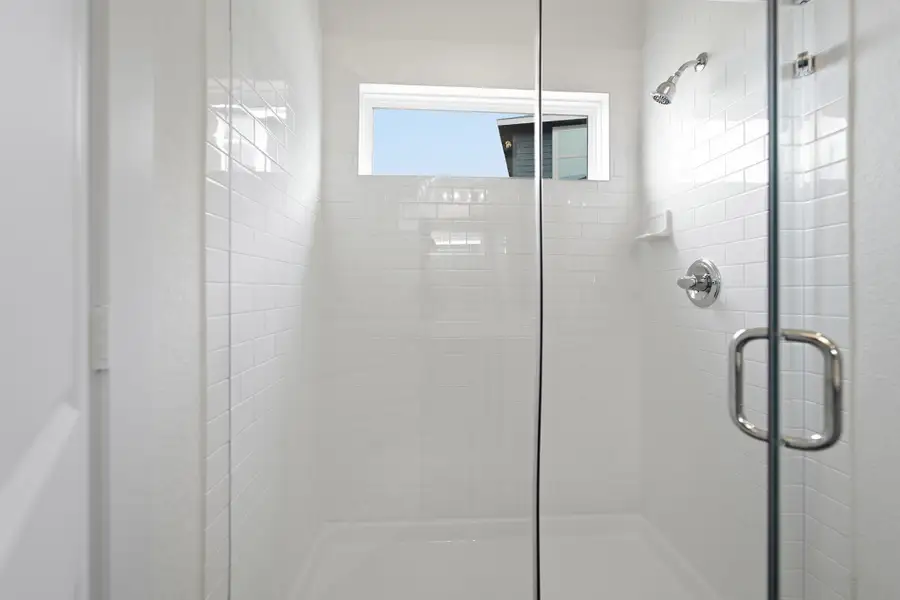 Close-up of interior finishes inside a home in Garden Grove, San Antonio (Image 11).