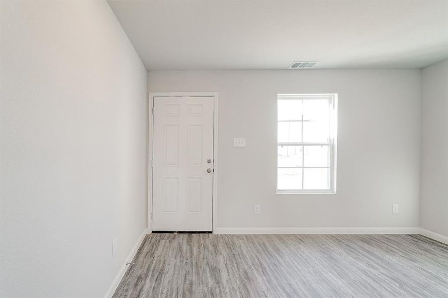 Spacious, unfurnished interior of a new home in Cresson Estates, Cresson (Image 15).