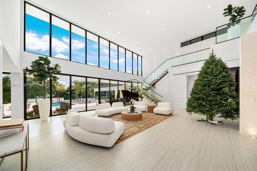 Image 33 of a home in .