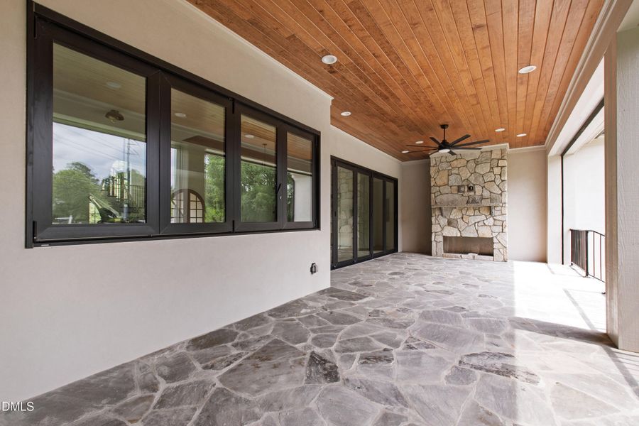 Edenburgh New (111)