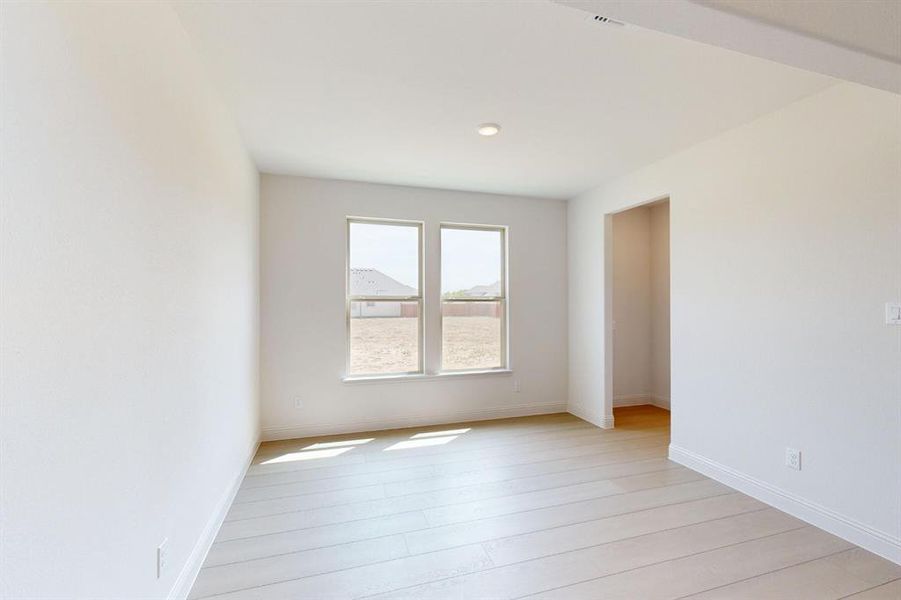 Spacious, unfurnished interior of a new home in Vintage Village, Argyle (Image 11). Spacious, unfurnished interior of a new home in Vintage Village, Argyle (Image 11).