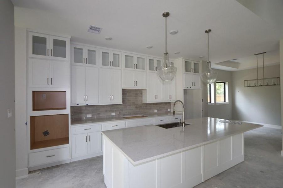 Image 41 of a home in Kresston.