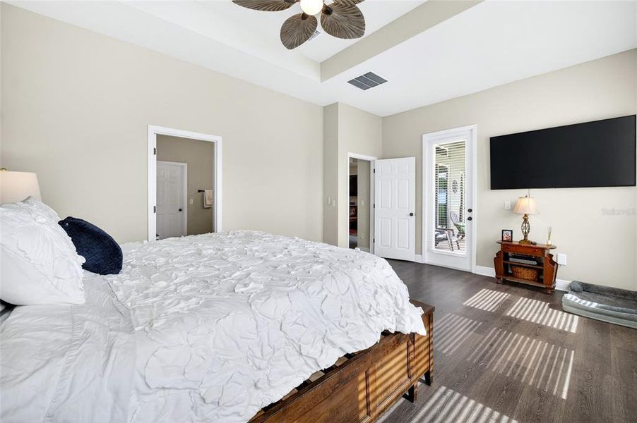 Furnished interior view inside a new home in Carmela, San Antonio (Image 18). Furnished interior view inside a new home in Carmela, San Antonio (Image 18).