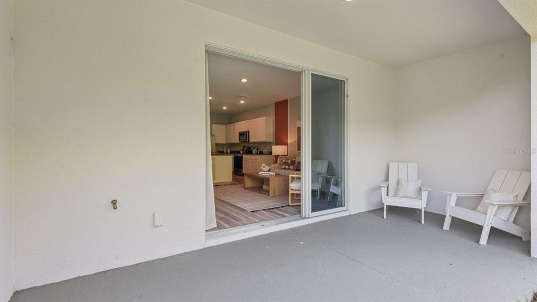 Spacious, unfurnished interior of a new home in Meadow Ridge at Epperson, Wesley Chapel (Image 21).