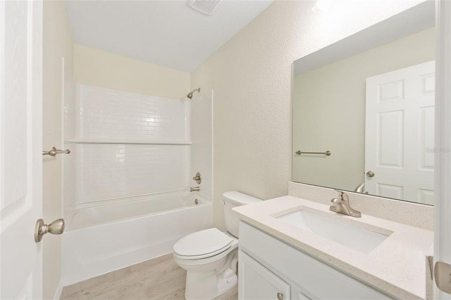 Furnished interior view inside a new home in , Ocala (Image 10).