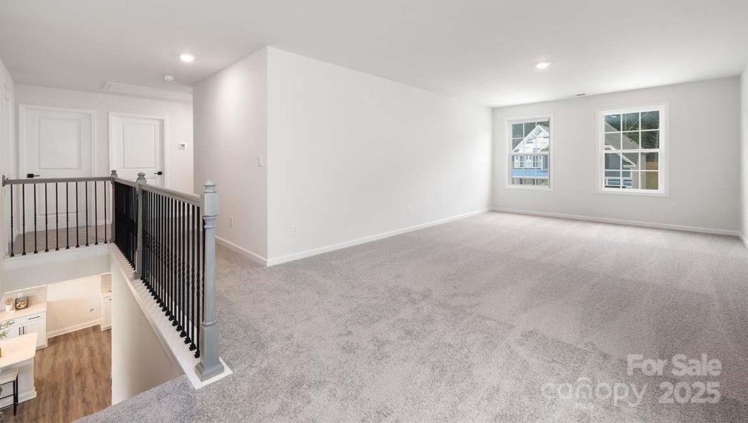 Spacious, unfurnished interior of a new home in Falls Cove, Troutman (Image 27).